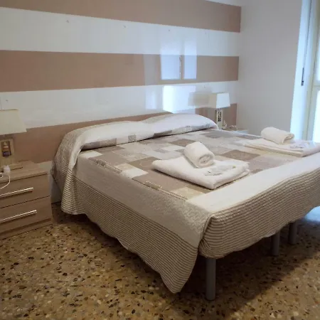 Lacaralele Apartmán Milán